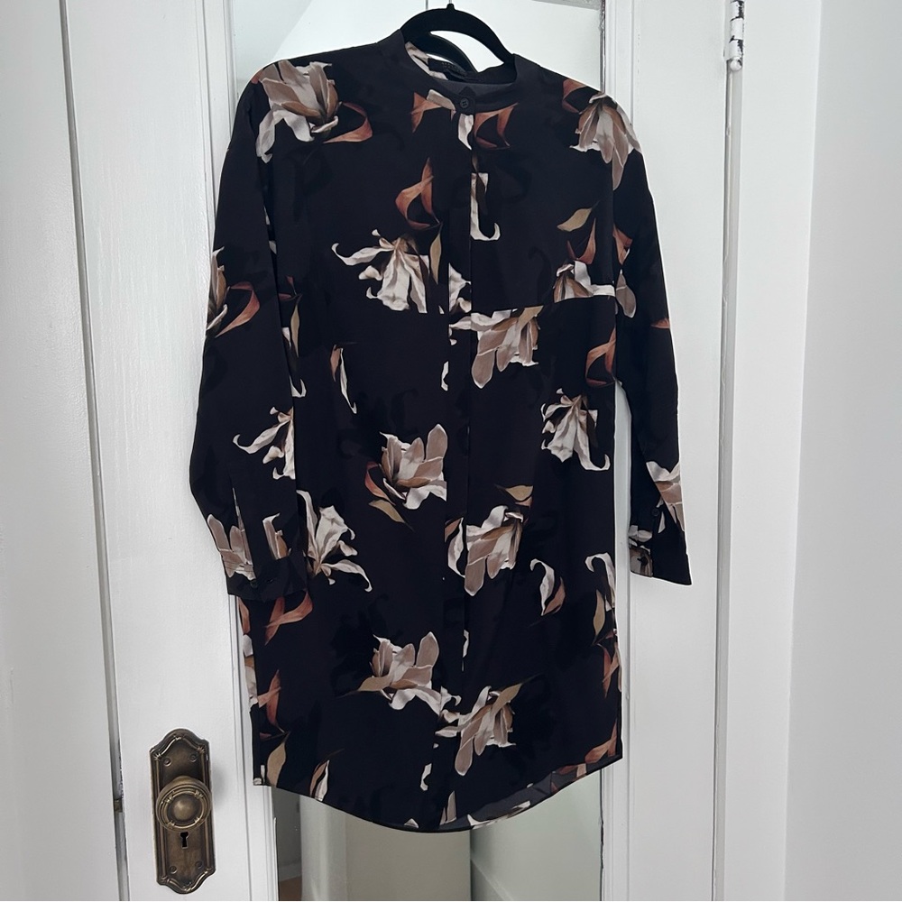 AllSaints Black Floral-Print Button Collar Blouse size US 4